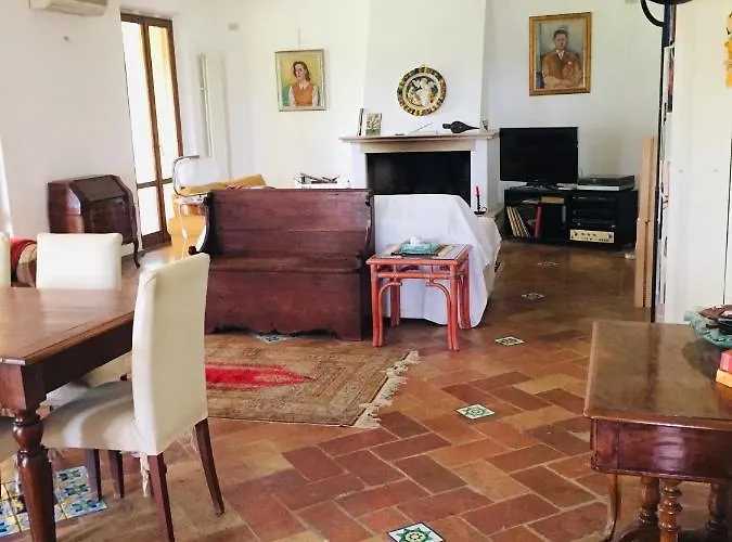 Montsegur Nocleg ze śniadaniem Senigallia